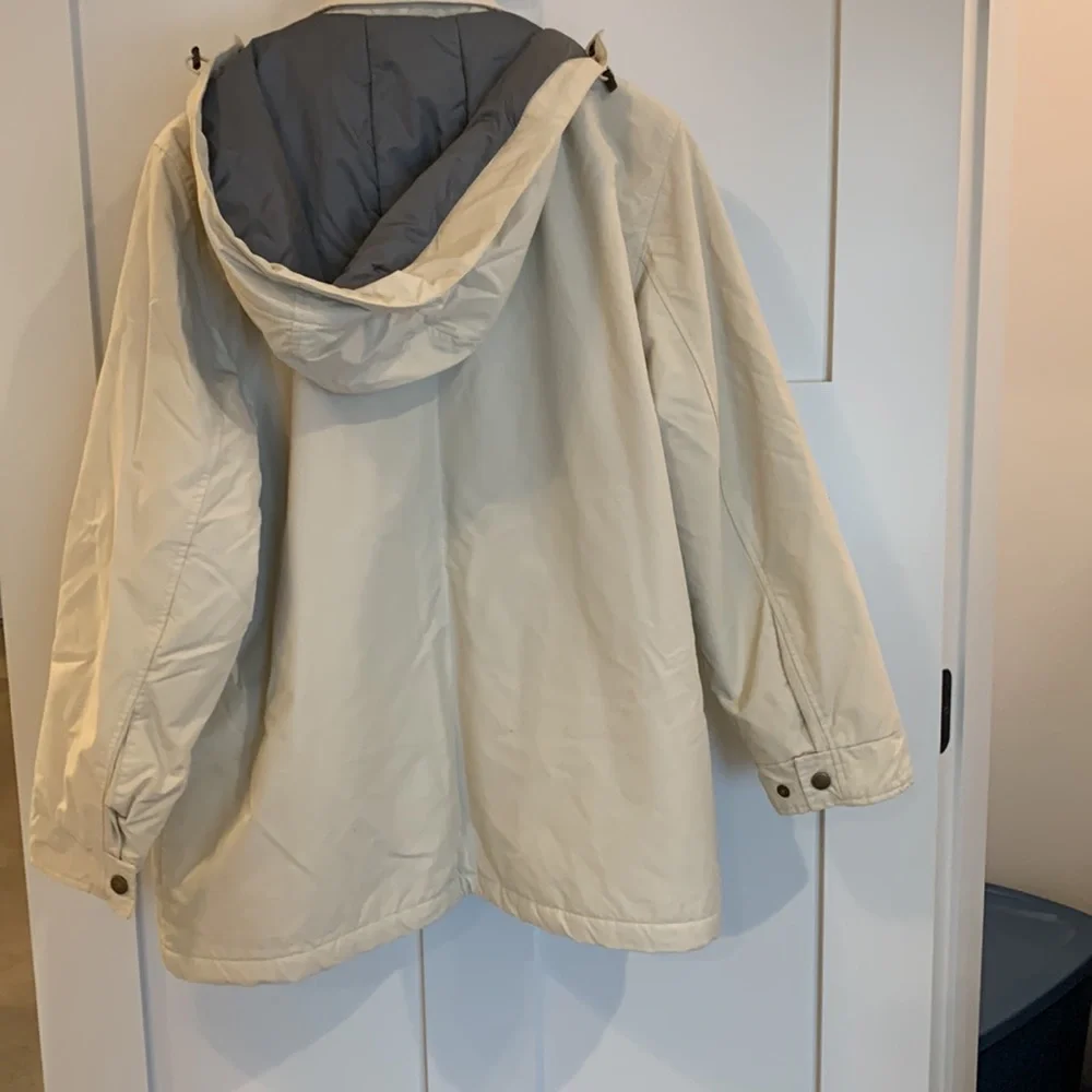 Eddie Bauer • light winter coat